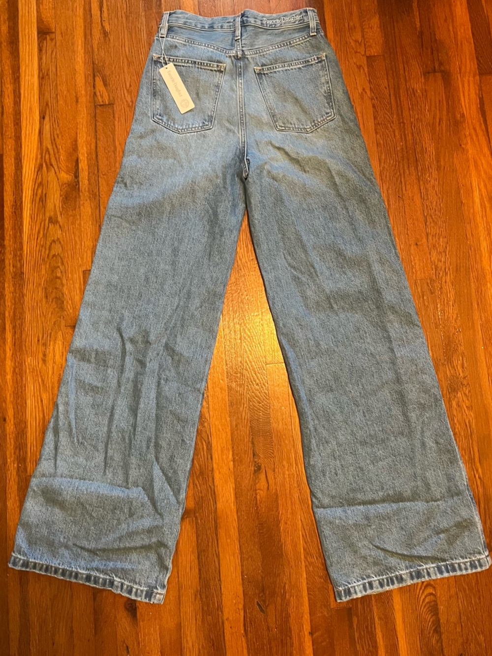 Favorite Daughter Masha Jean in Los Feliz - Picture 3 of 4